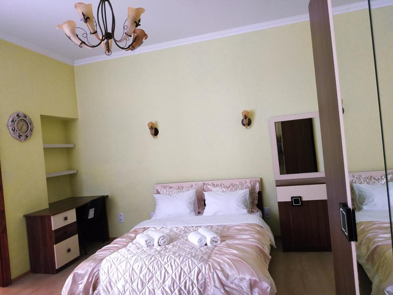 Lviv City Apartment Exterior foto